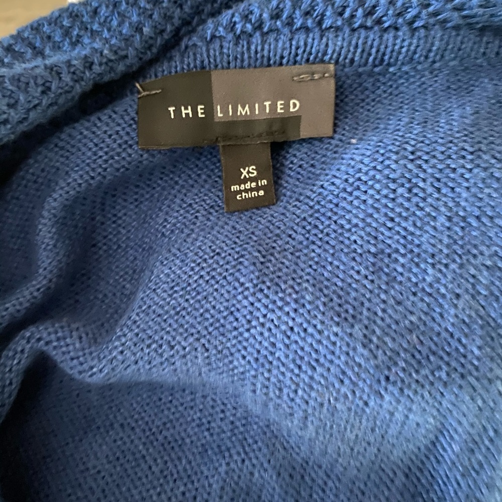 The Limited Sweater Sz XS - Picture 2 of 3